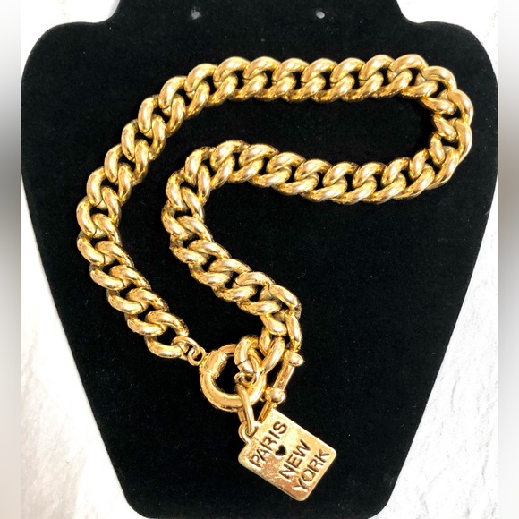 PARIS❤️NEW YORK chunky chain charm Gold Tone Linked Necklace size 9inch NEW - Picture 3 of 7